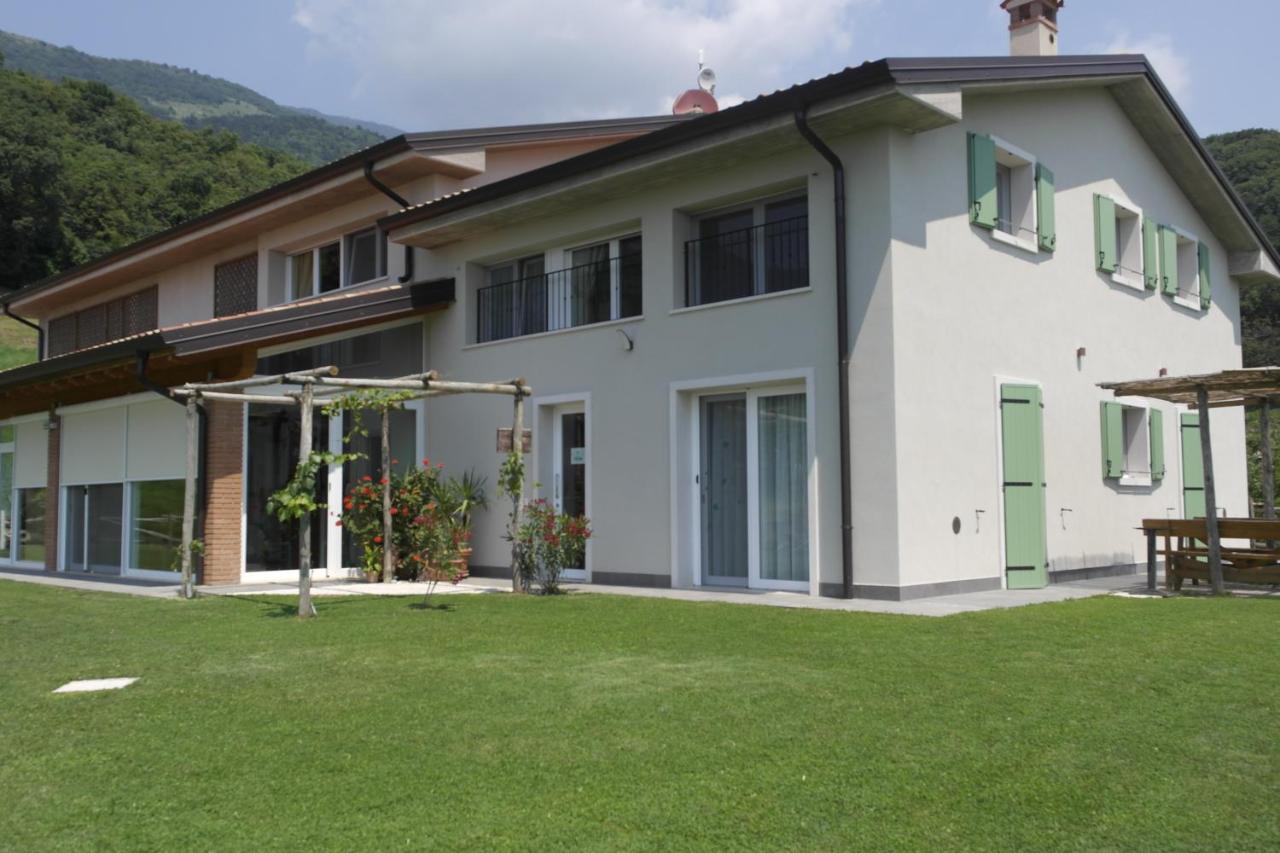 Agriturismo Fattoria Monte Baldo Vista Lago Caprino Veronese Extérieur photo