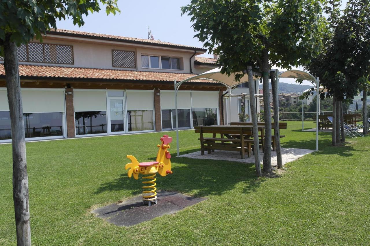 Agriturismo Fattoria Monte Baldo Vista Lago Caprino Veronese Extérieur photo