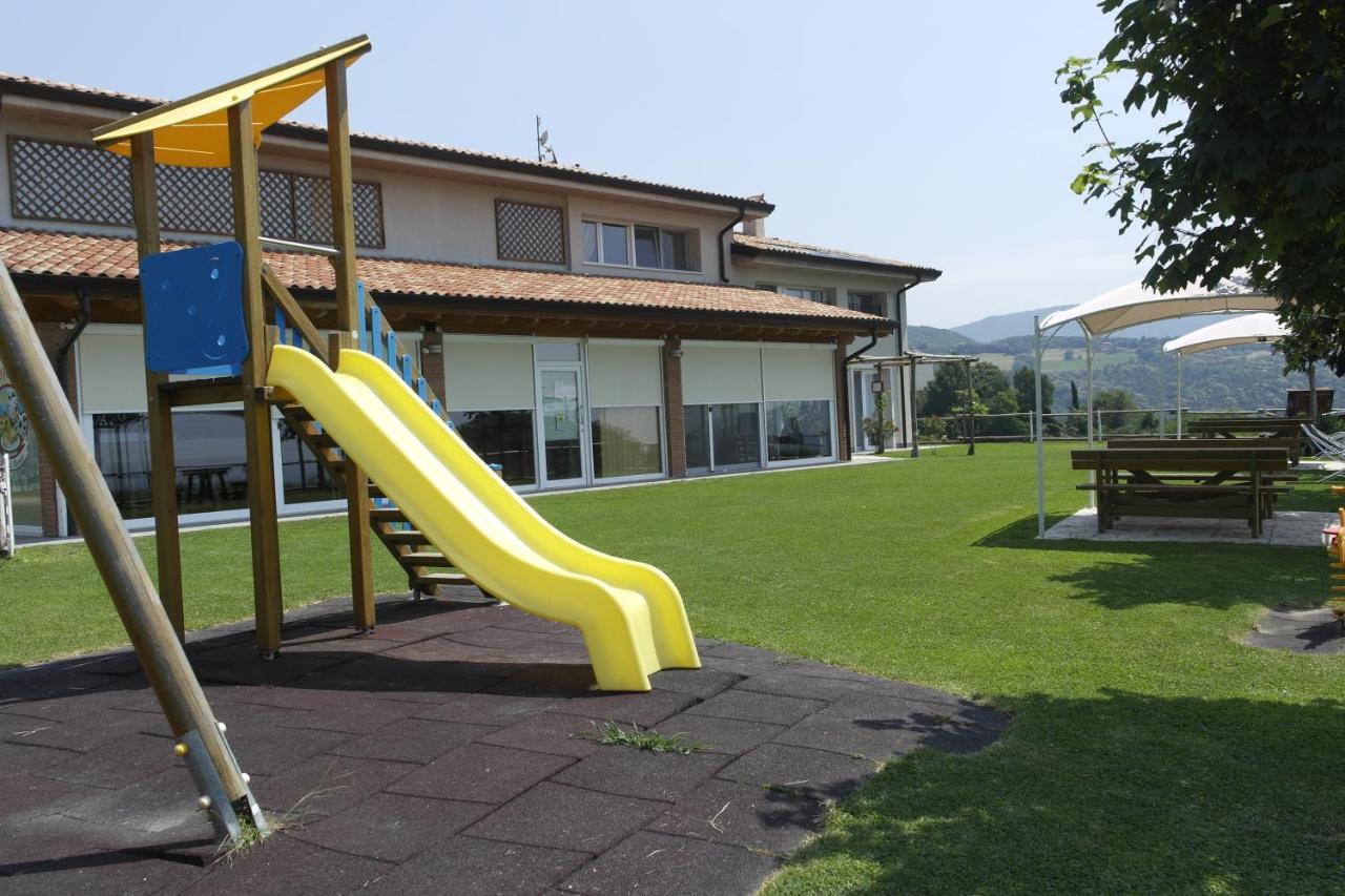 Agriturismo Fattoria Monte Baldo Vista Lago Caprino Veronese Extérieur photo